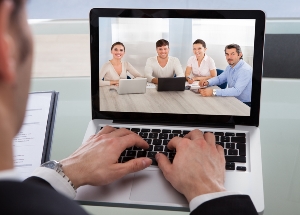 1/3 всех HR-специалистов использует видеоконференцсвязь 1