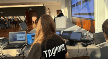 Труконф — технологический партнёр ежегодного Общего собрания РУССОФТ 2026 4 Труконф — технологический партнёр ежегодного Общего собрания РУССОФТ 2026 3